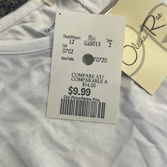 Olivia Rae Top - NWT’s - Picture 4 of 4